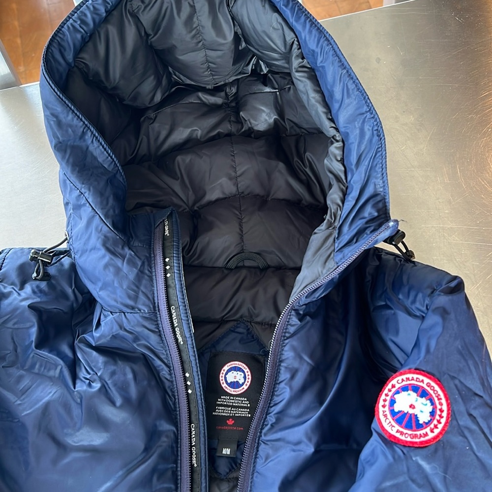 Canada Goose navy Camp down jacket size Medium